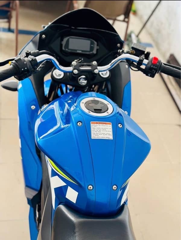 Suzuki 150 Gixxer 1