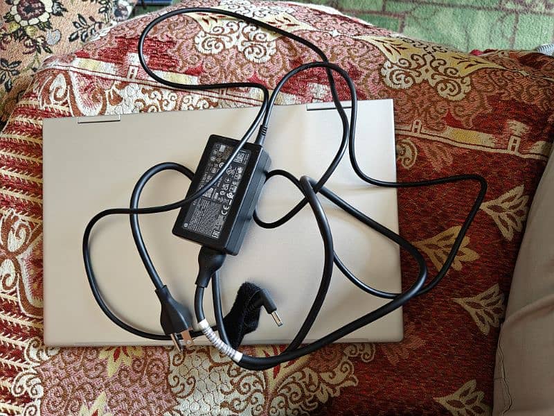 HP envy 14 x360 touch 2k display 3