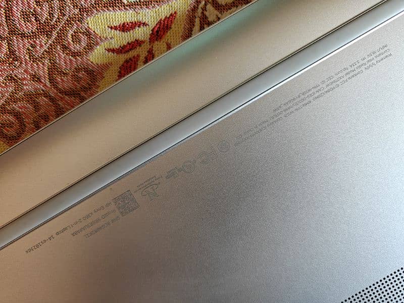 HP envy 14 x360 touch 2k display 7