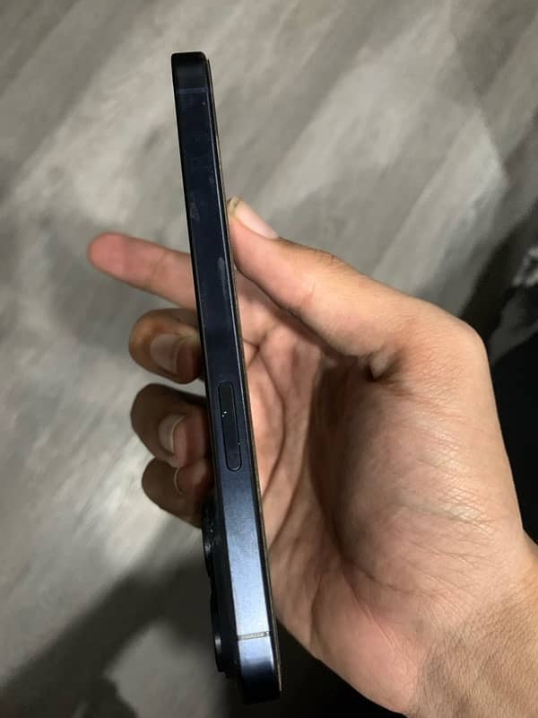 iPhone 15 Pro 128gb FU 3