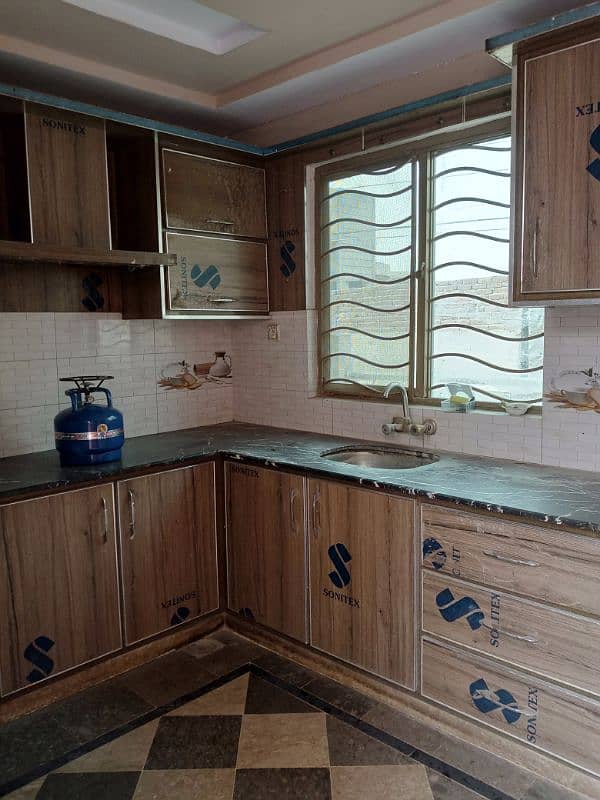 a furnished ac room available on rent for male 10