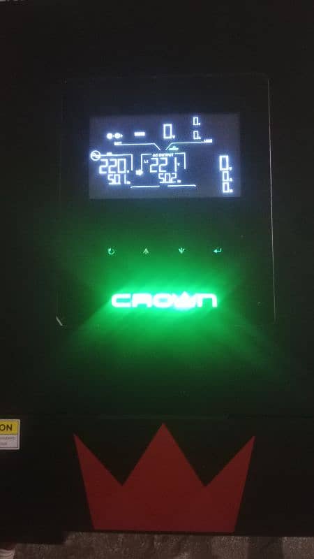 crown 5.6 KW hybrid inverter 4