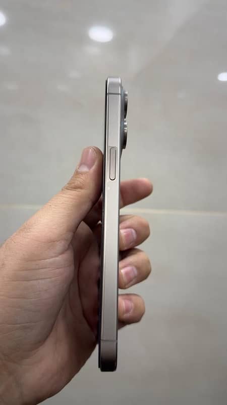 iPhone 15 pro max 256gb non pta HK model dual physical 2