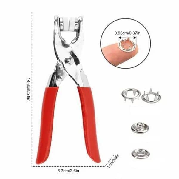 tich button cliper machine with button 2