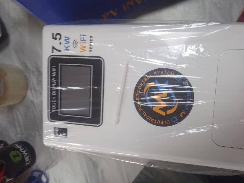 Solarinverter without battery with digital touch display built-in wifi 0