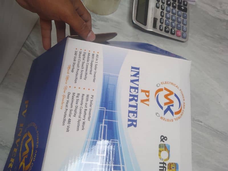 Solarinverter without battery with digital touch display built-in wifi 1