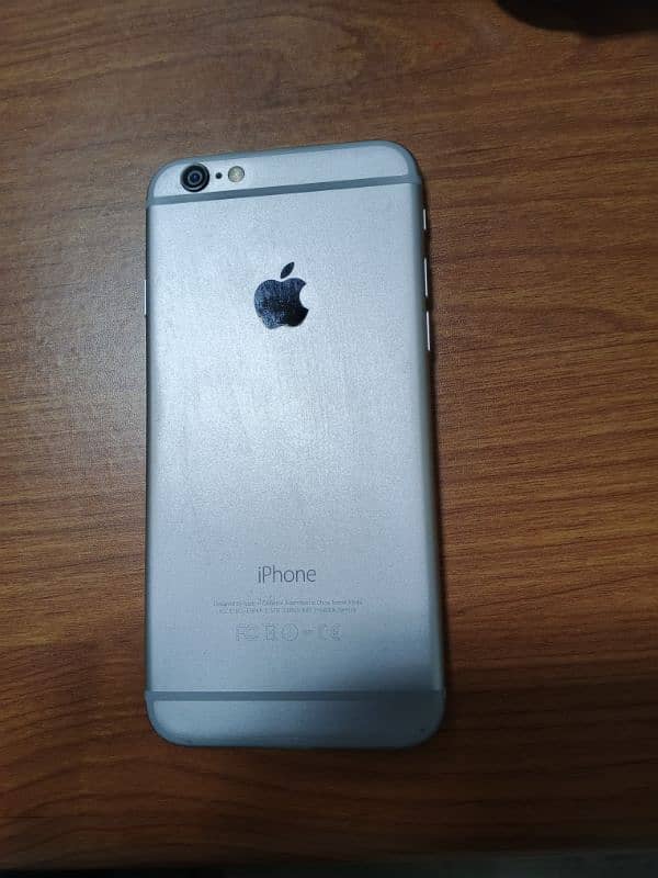 Iphone 6 Silver 128 Gb Factory Unlocked PTA approved only kit 0