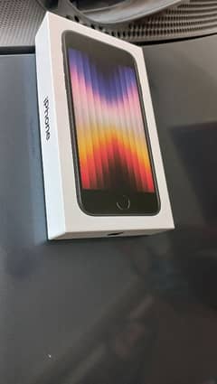 IPhone SE 3rd Generation , NON PTA , NON Active. , Carrier Locked USA