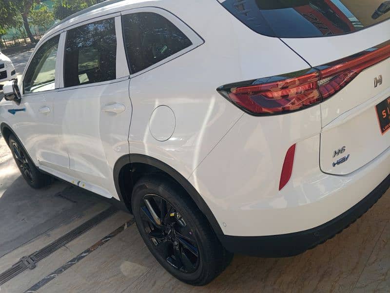 65 Lac advance only / zero meter H6 Hybrid full option Haval H6 2025 3