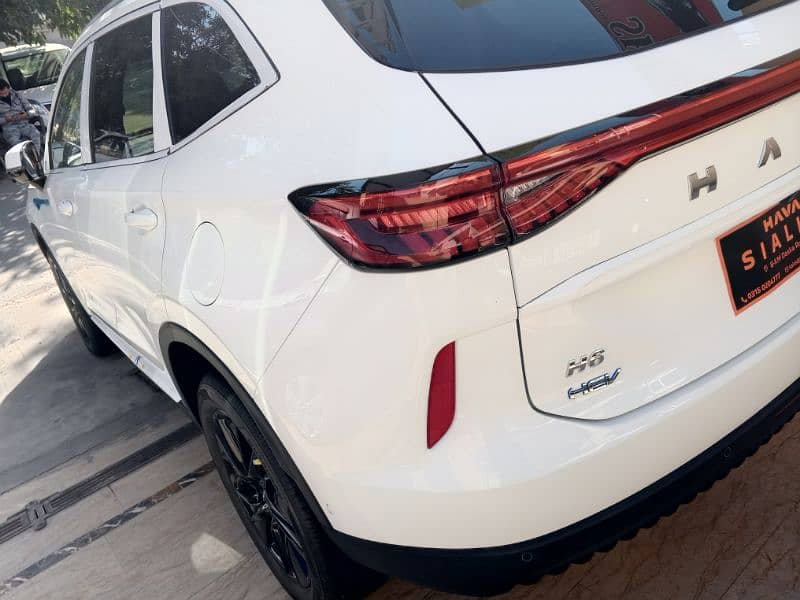 65 Lac advance only / zero meter H6 Hybrid full option Haval H6 2025 5