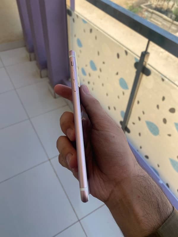 IPhone 7 plus pta approved 2