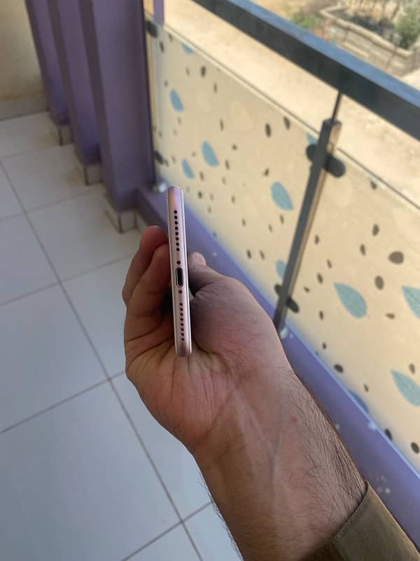 IPhone 7 plus pta approved 3