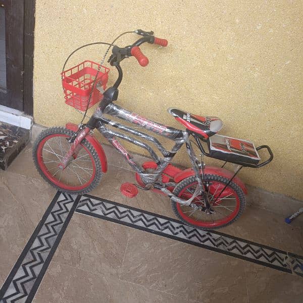 kids cycle few days used all ok 0