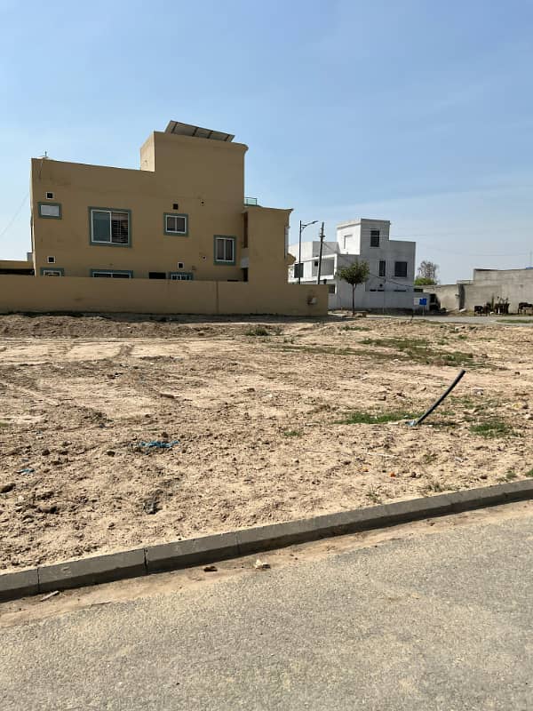 5 Marla Corner 40 Ft Road Plot Beautifully Constructed Prime Location Residential Plot Is Available For Sale In New Lahore City Phase 3 0