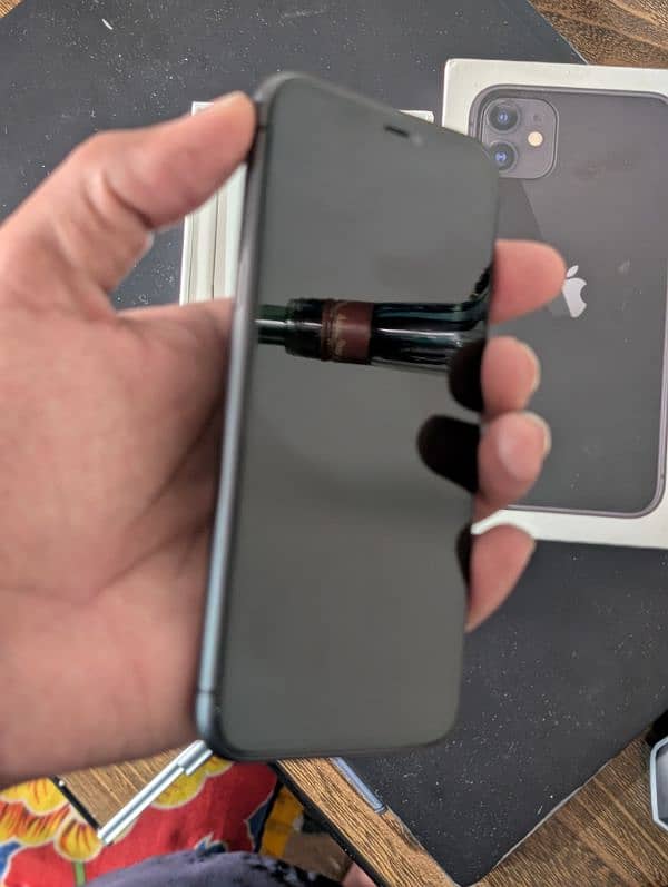 Iphone 11 box open just few months used 4