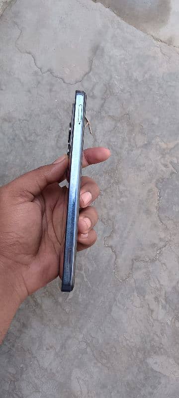 tecno pova5pro 8/256 4