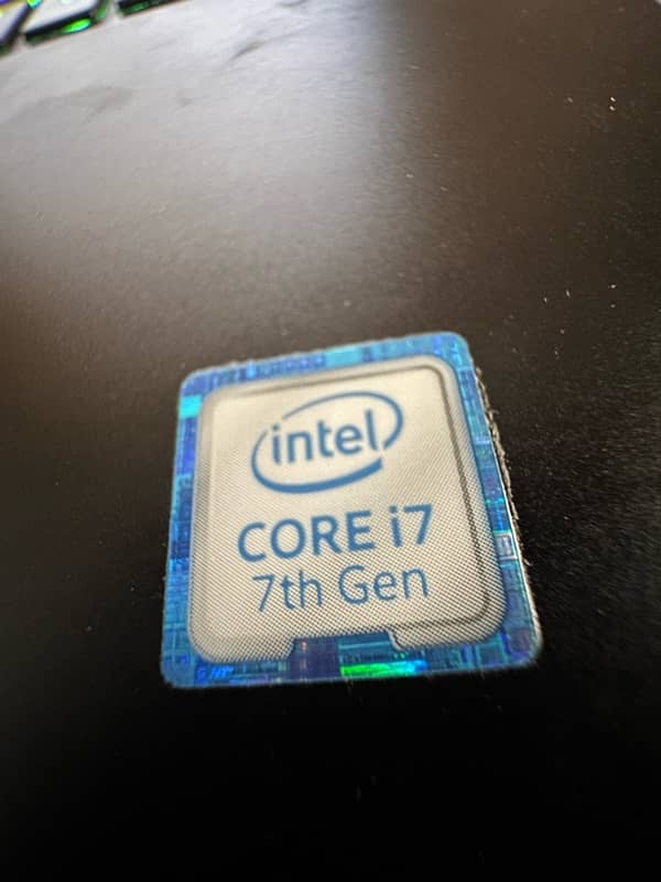 Alienware 17 R4 and Razor Blade 15 11