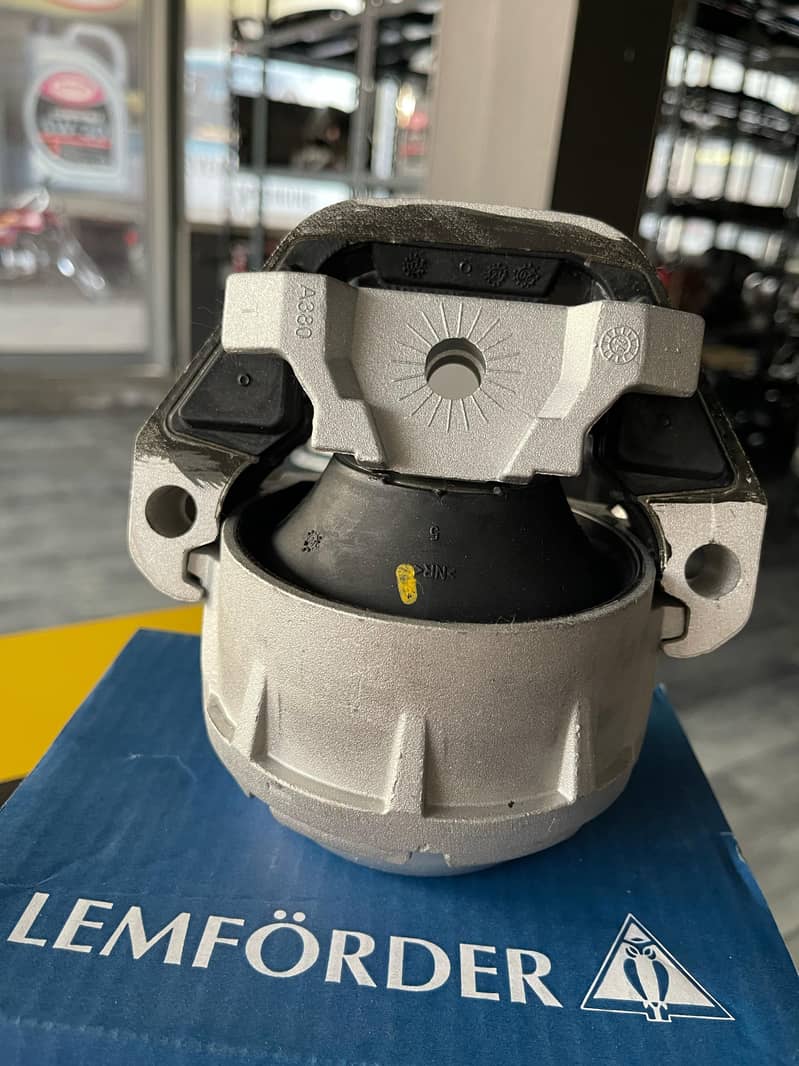 AUDI PARTS ENGINE MOUNTS FOR AUDI A4/A6 New Model 1