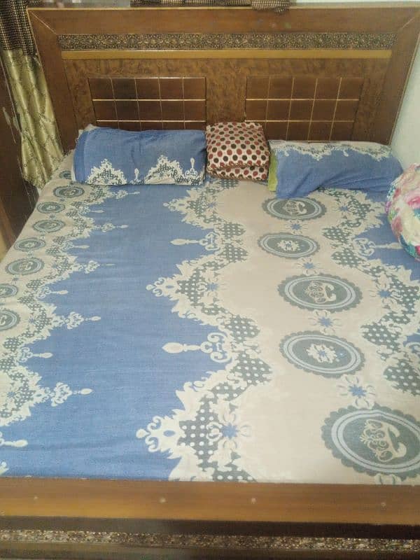 bed metress and side table 0