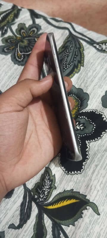 s 6 edge 3