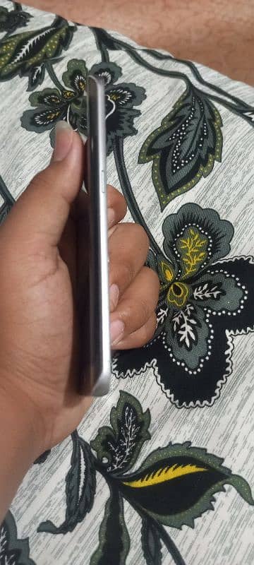 s 6 edge 4