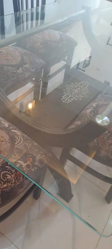 Dining table/6 seater dining table/glass dining table 2