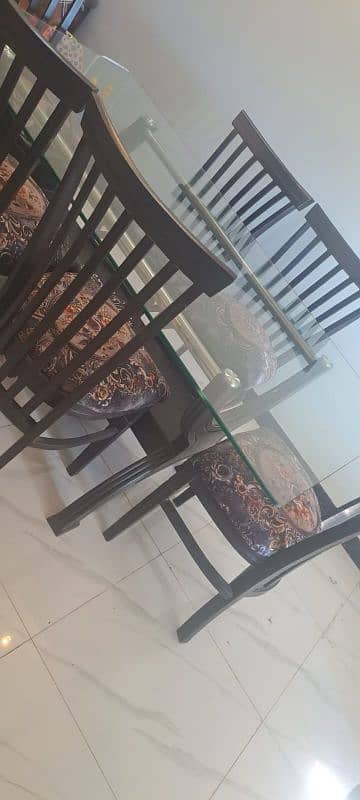 Dining table/6 seater dining table/glass dining table 3