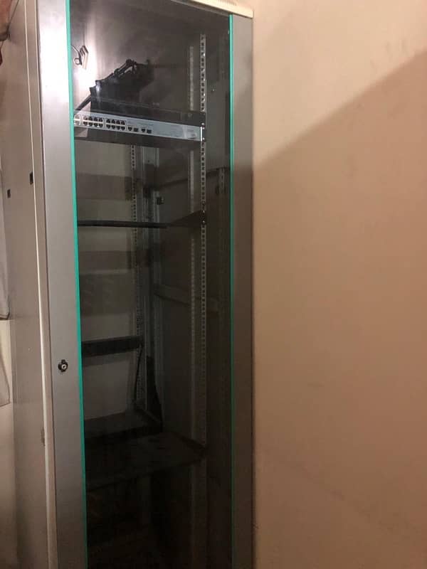 IT Server Rack 5
