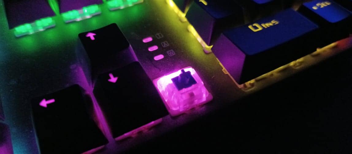 Mechanical keyboard Blue switches With rainbow RGB lighting 4