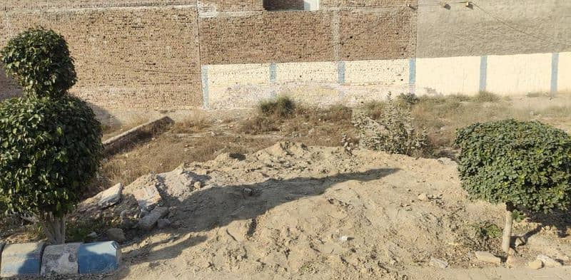 5 Marla Plot in Adeel Villas, Mian Channu - Facing Park* 4