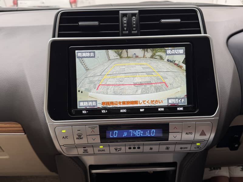 TOYOTA LAND CRUISER PRADO TX-L 7