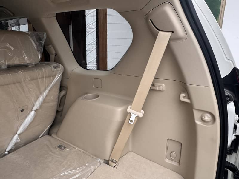 TOYOTA LAND CRUISER PRADO TX-L 13