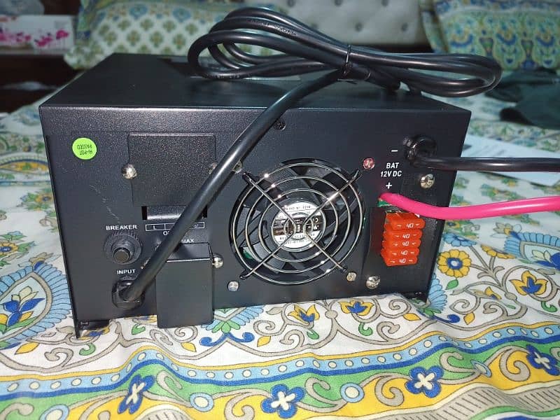Homage solar inverter HVS-1214SCC 2