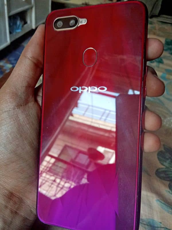 Oppo F9 pro 6/128 All ok 4