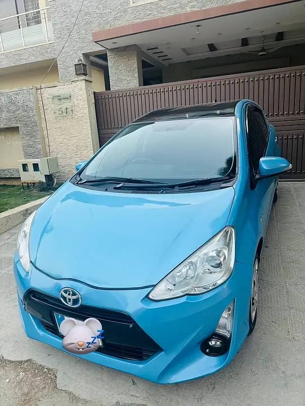 Toyota Aqua 2016, Fuel efficient car 5