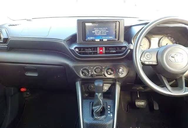 Toyota Raize XS 2020 model Feb2025 fresh import. 7