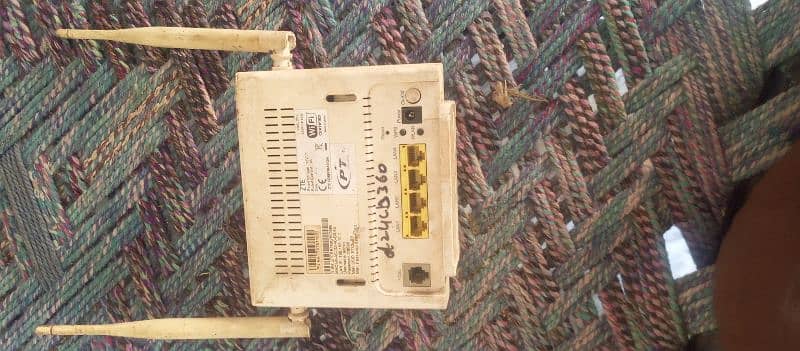 ptcl modem only modem good  urgent sell 2