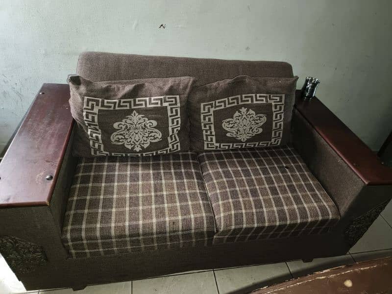 6 Seater Sofa Set condition 10 by 9 1