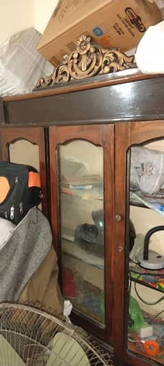 Showcase wooden