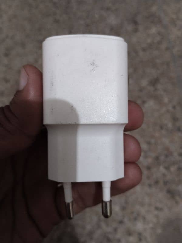 Itel S24 18W box pulled fast charger adapter 1