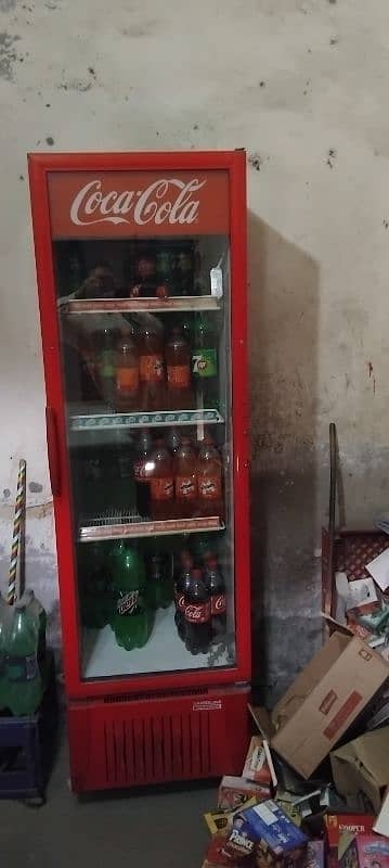A one colling if anyone interested so contact me 0