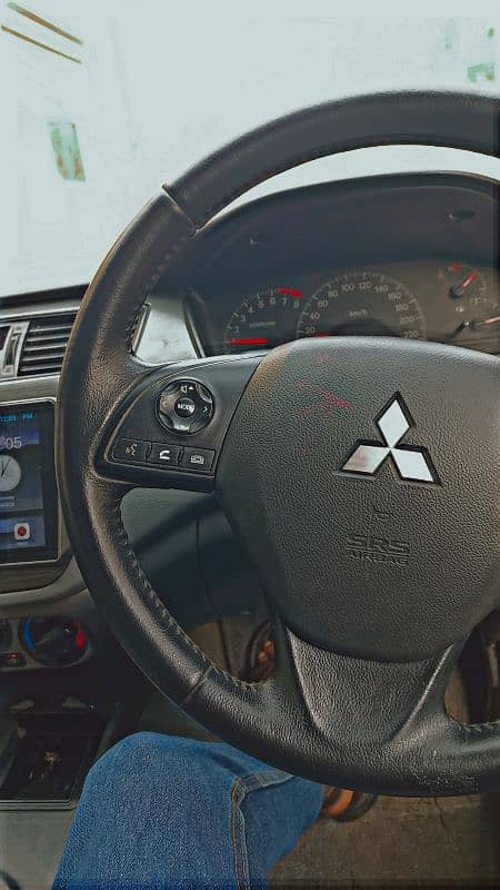 Lancer multimedia steering 1