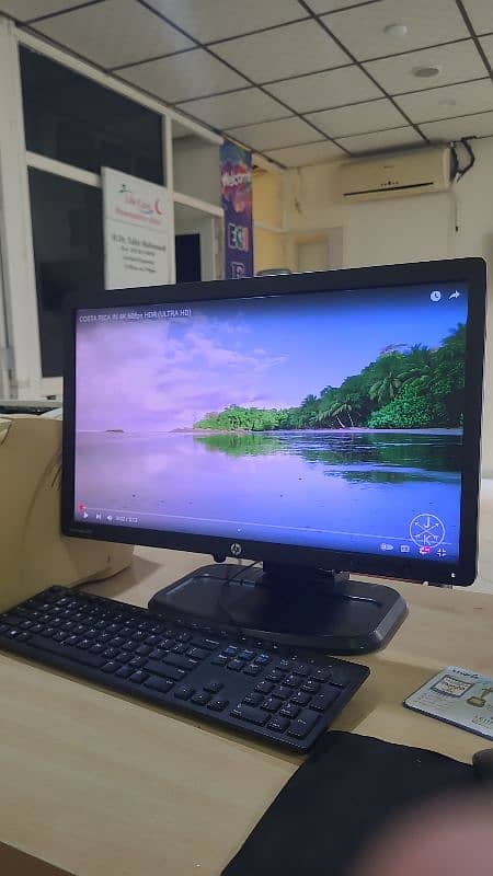 hp elite display E221 4k resolution 2
