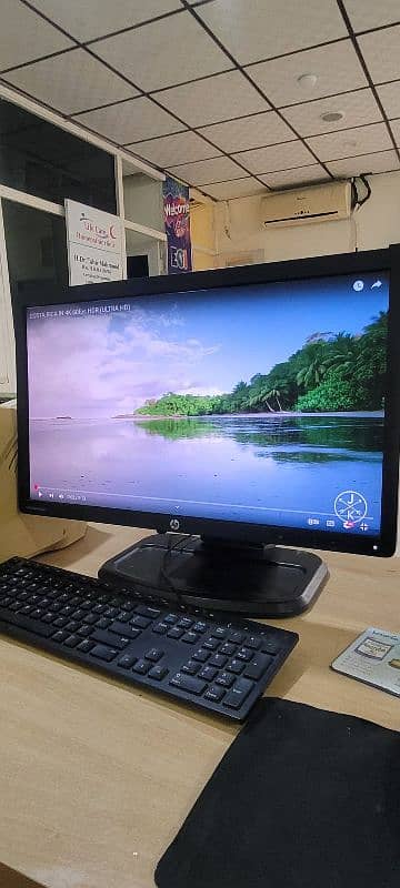 hp elite display E221 4k resolution 3
