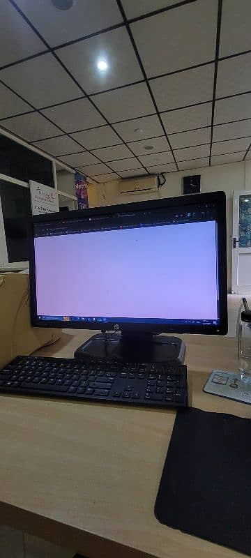 hp elite display E221 4k resolution 4