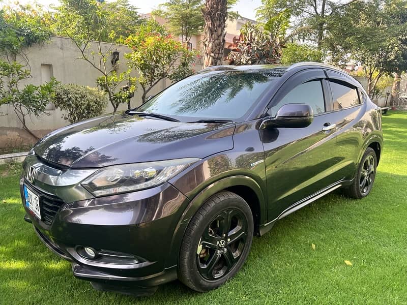 Honda Vezel Z 2015 3