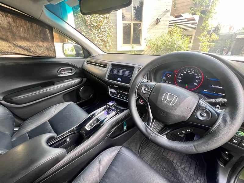 Honda Vezel Z 2015 5