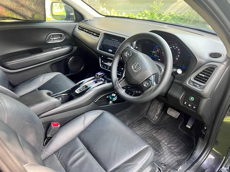 Honda Vezel Z 2015 6