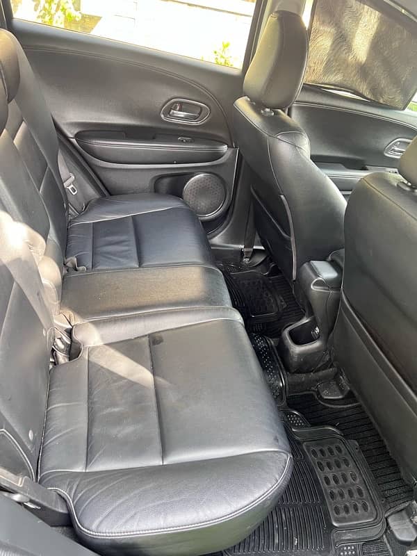 Honda Vezel Z 2015 10