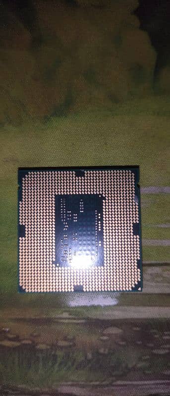 i5-4570s slightly used. good 10/10 condition working. face 2 face deal 1